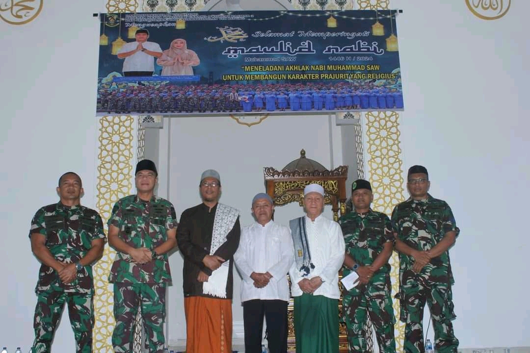 Tingkatkan Keimanan, Danyonmarhanlan VIII Bersama Prajurit Petarung Bitung laksanakan Peringatan Maulid Nabi Muhammad SAW 1446 H/2024 M. Bitung Sulawesi Utara