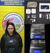 Seorang Wanita DI Duga Bandar Narkotik Di Bekuk Polisi Saat Akan Melakukan Transaksi Dengan Anggota