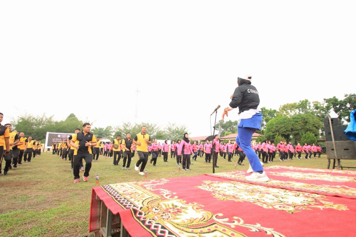 Polres Sergai Gelar Senam Mega Power Transformation Challenge Bersama Wakil Ketua Bhayangkari Sumut