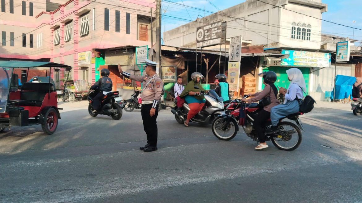 Gatur Lalin Pagi Sat Lantas Polres Batu Bara Wujud Pelayanan Terbaik