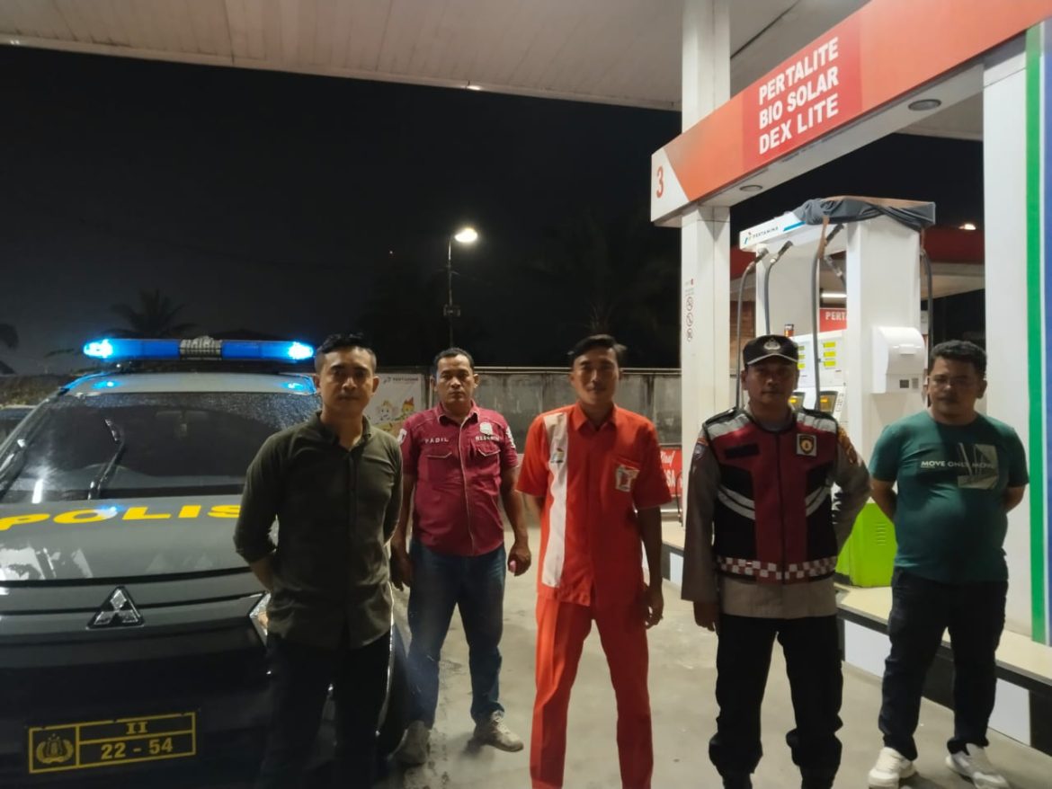 Polsek Labuhan Ruku Susuri Jalanan Cegah Gangguan Kamtibmas
