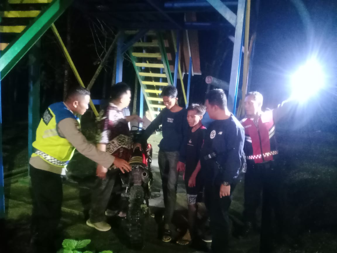 Akhir Pekan, Polsek Dolok Merawan Patroli Berantas Geng Motor dan Balap Liar