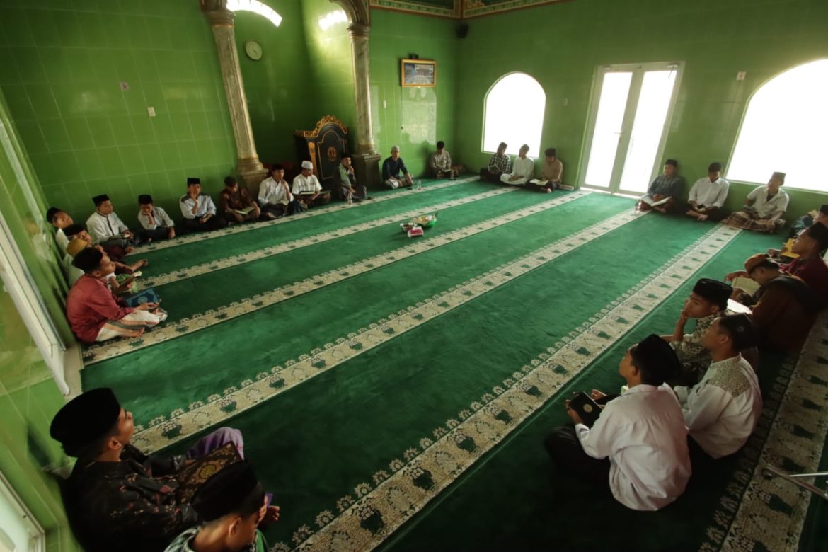 Polres Sergai Khatam Al-Qur’an HUT Humas Polri Ke-73