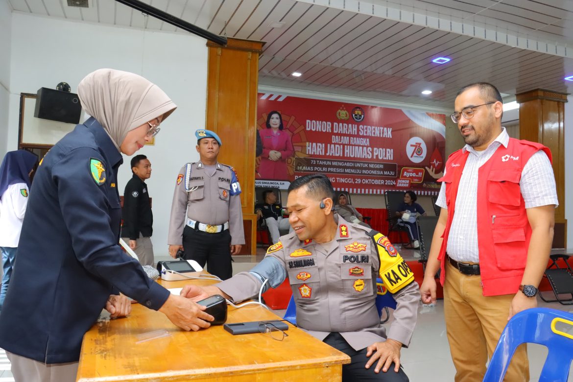 Polres Tebing Tinggi Gelar Donor Darah Sambut HUT Humas Polri Ke-73