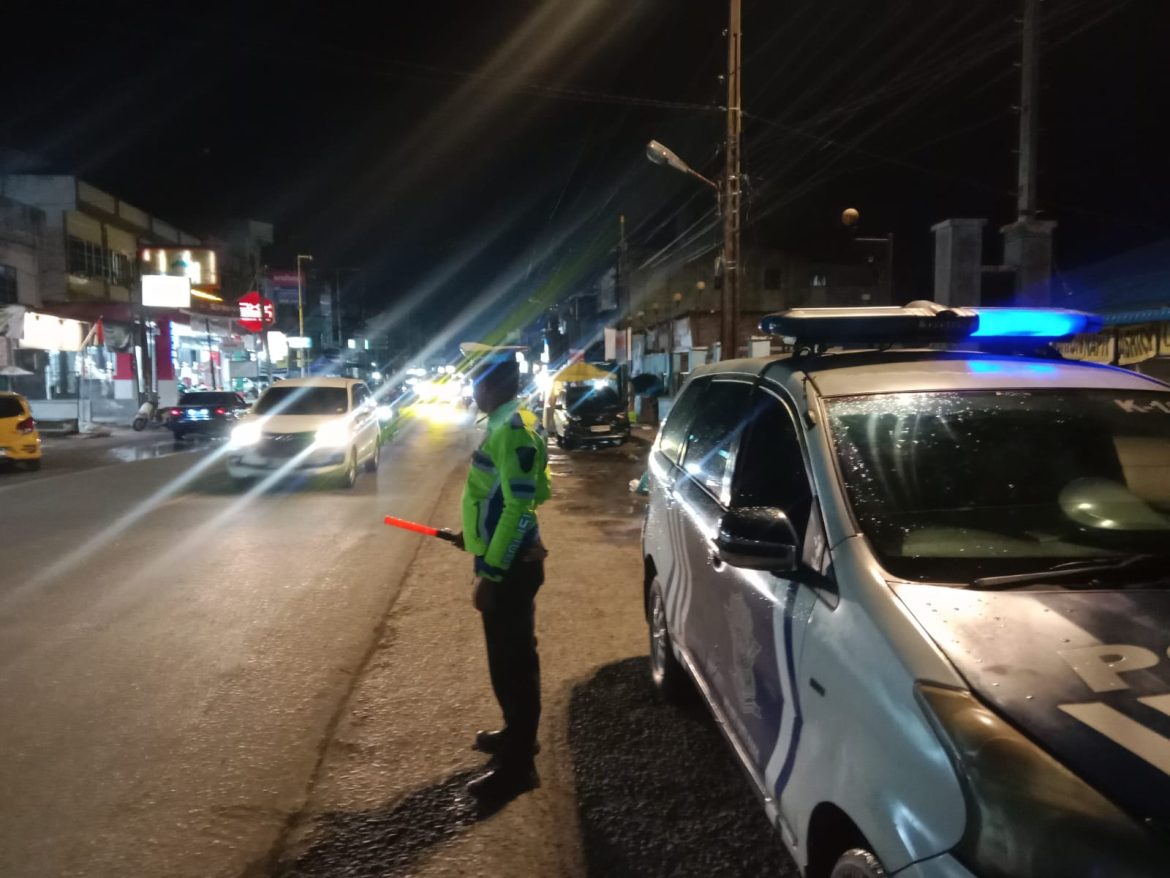 Sat Lantas Polres Batu Bara Patroli Blue Light Dilokasi Rawan Macet
