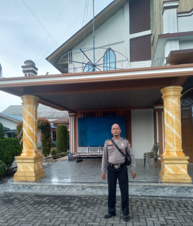 Minggu Kasih, Polsek Lima Puluh Pengamanan di Gereja