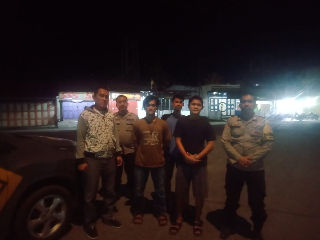 Polsek Lima Puluh Gelar Patroli Mobile Antisipasi Kejahatan