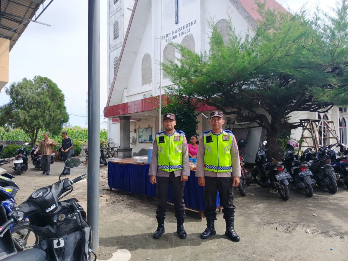 Polsek Rambutan Pengamanan Ibadah Minggu