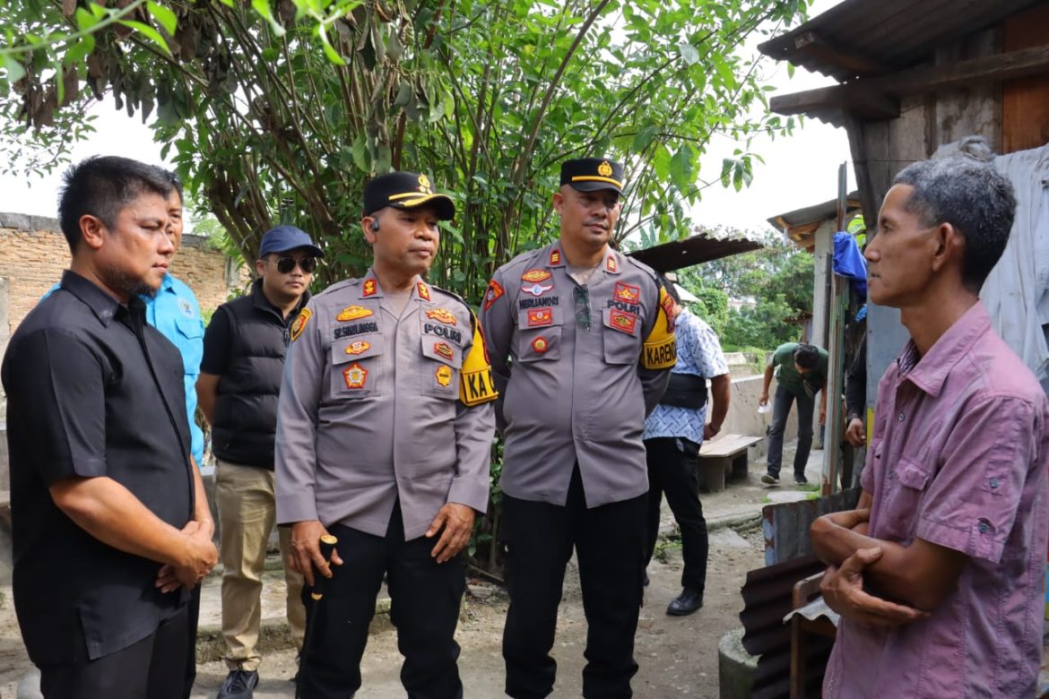 Kapolres Tebing Tinggi AKBP Drs. Simon Paulus Sinulingga, S.H. Pimpin Gerebek Sarang Narkoba