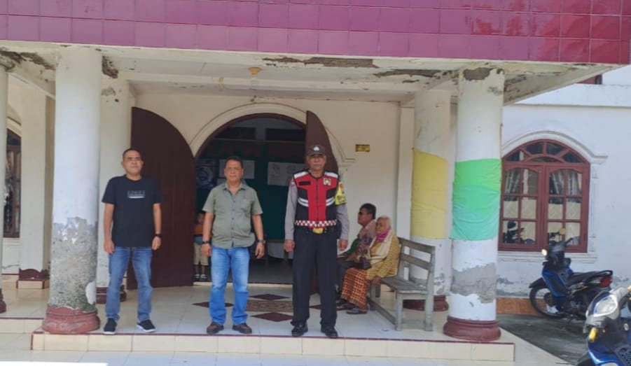 Polsek Labuhan Ruku Pengamanan Ibadah Minggu Disejumlah Gereja