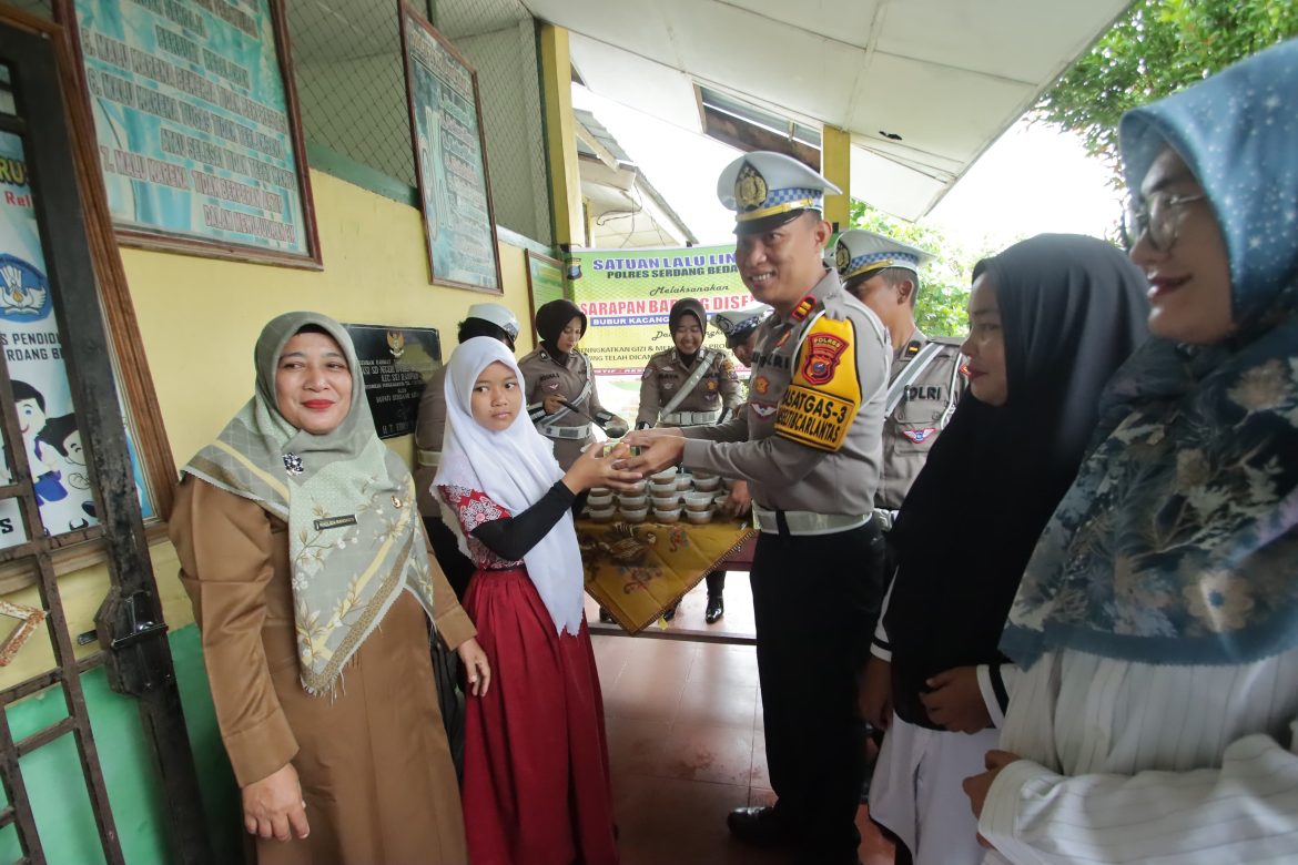 Kasat Lantas Polres Sergai Iptu Fauzul Arasy Gelar Giat Polsanak