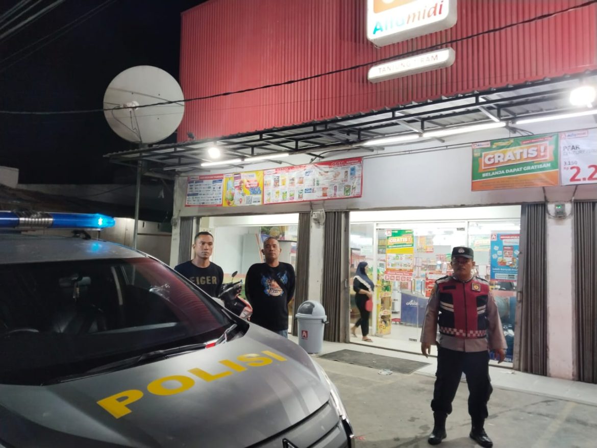 Susuri Jalanan, Polsek Lima Puluh Cegah Aksi Geng Motor dan Begal