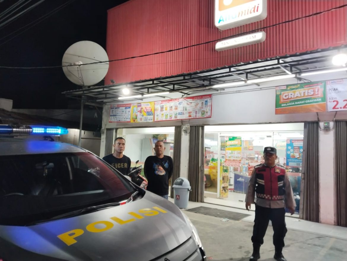 Cegah Gemot dan Begal, Personil Polsek Labuhan Ruku Susuri Jalanan