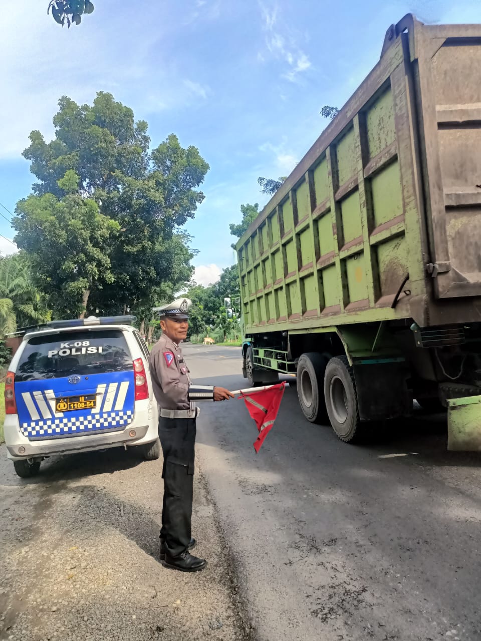 Sat Lantas Polres Batu Bara Patroli Antisipasi Kemacetan