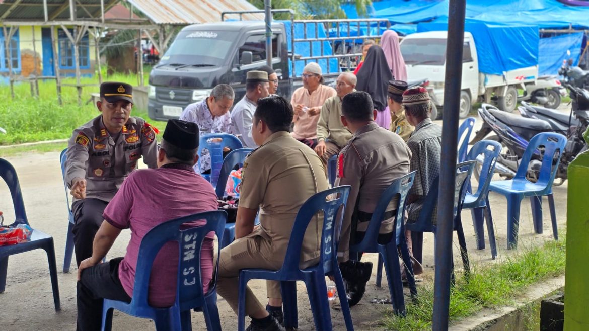 Jelang Pemungutan Suara, Kapolsek Medang Deras AKP Abdi Tansar, S.H, M.H Cooling System di Pangkalan Dodek