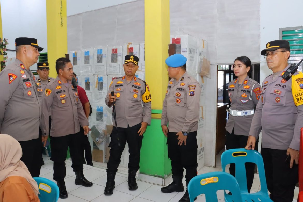 Kapolres Tebing Tinggi AKBP Drs. Simon Paulus Sinulingga, S.H Pantau Rapat Pleno Rekapitulasi Suara