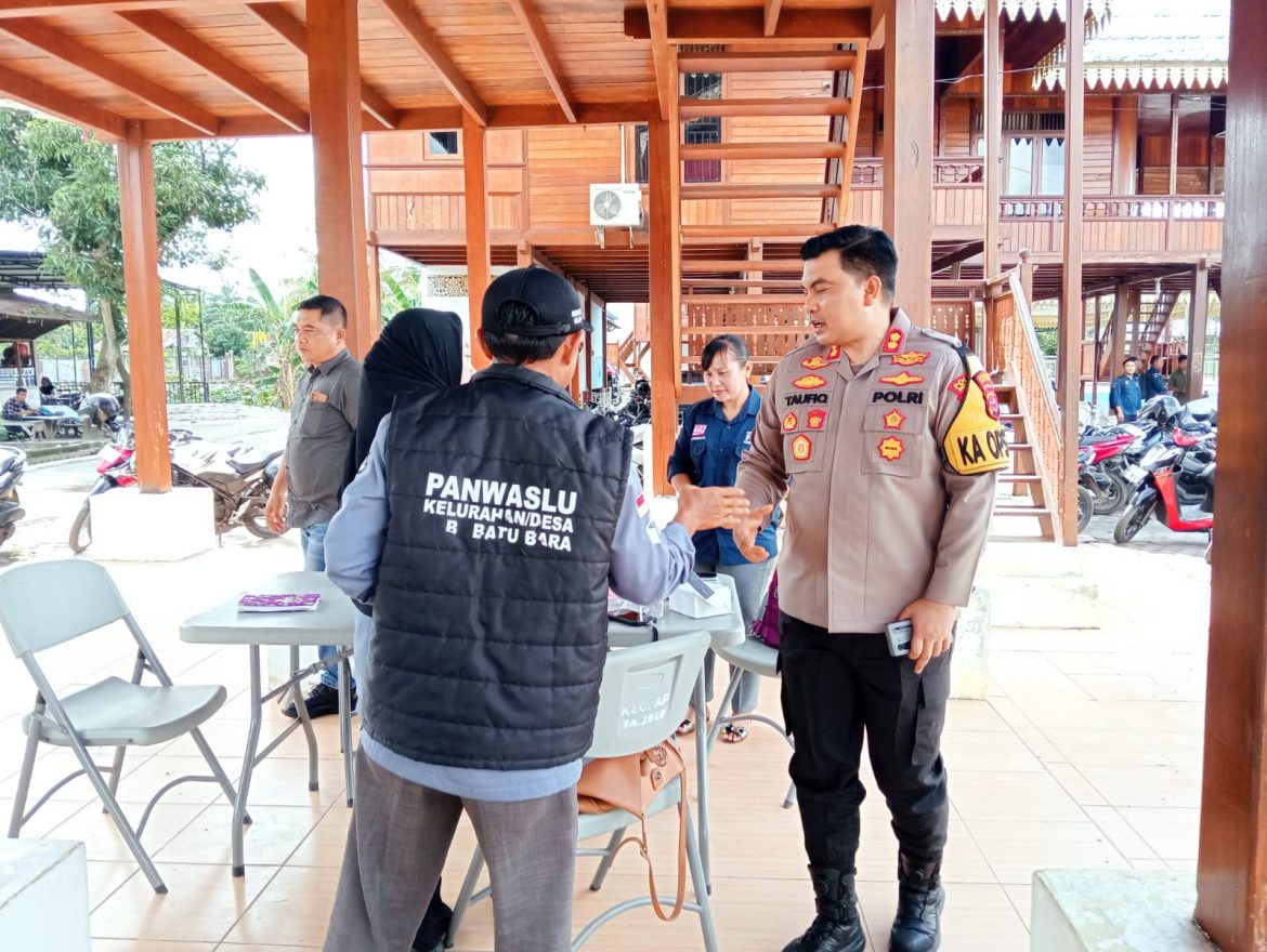 Kapolres Batu Bara Pantau Rekapitulasi Surat Suara di Kecamatan Air Putih