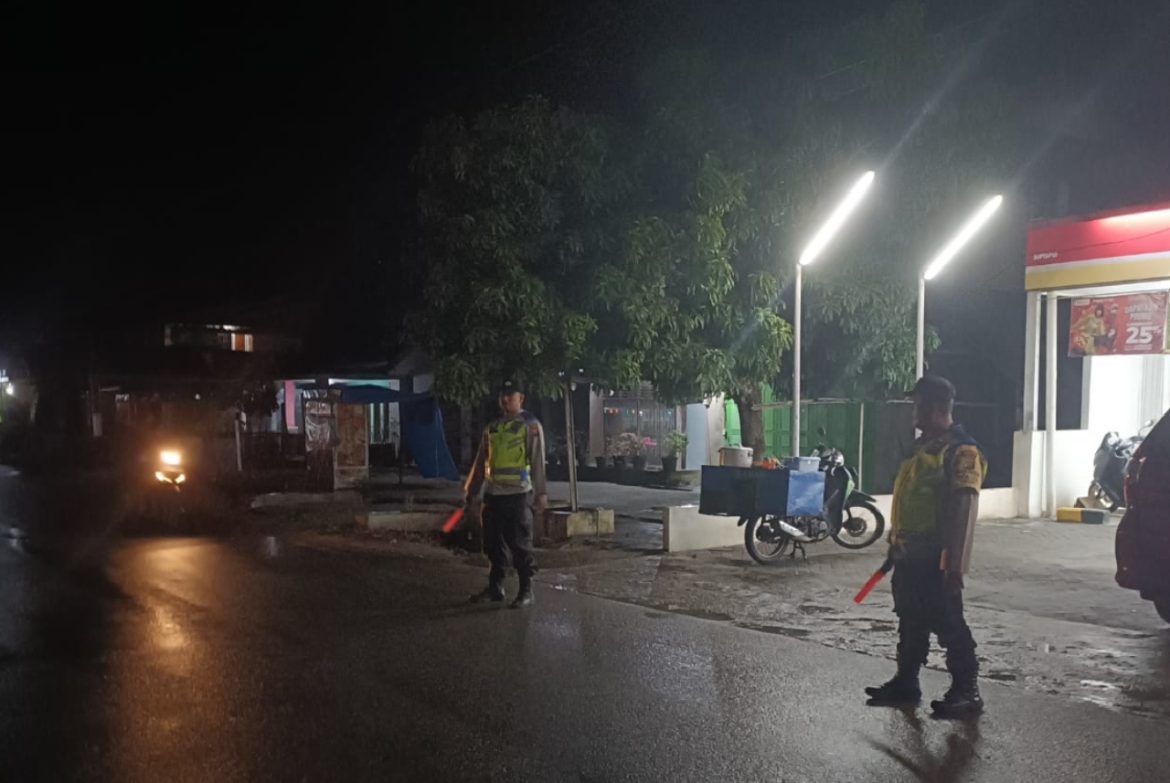 Patroli Blue Light Polsek Sipispis Jaga Situasi Aman dan Kondusif
