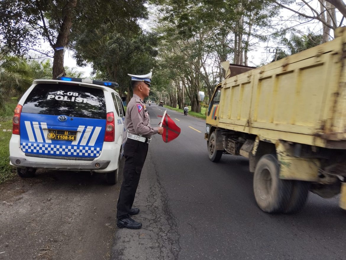 Patroli Kibas Bendera Sat Lantas Polres Batu Bara Pastikan Kelancaran Arus Lalulintas