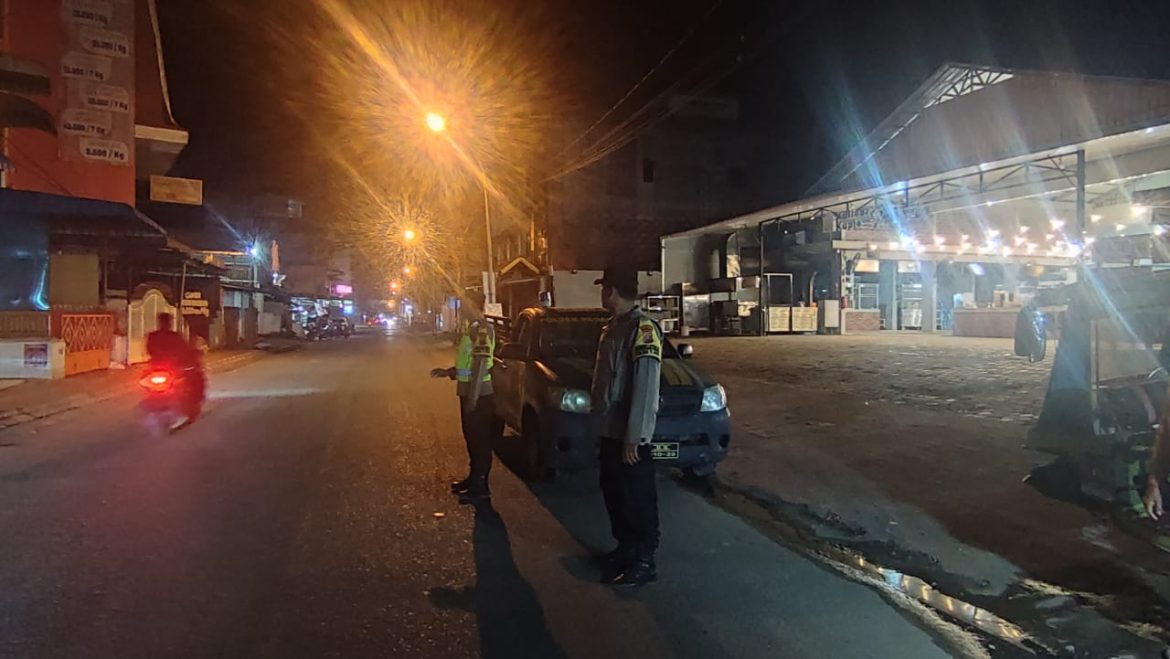 Polsek Padang Hulu Patroli Blue Light Diseputaran Inti Kota Tebing Tinggi 