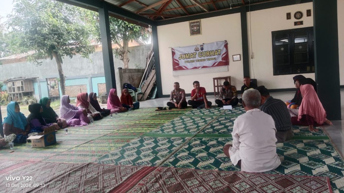 Polres Tebing Tinggi Jumat Curhat di Padepokan PSHT Desa Paya Pinang