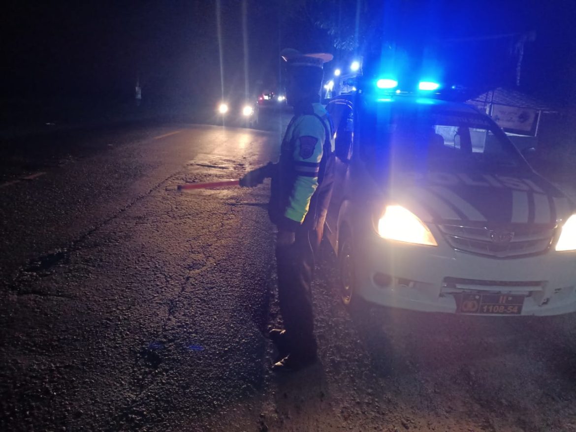 Ciptakan Tertib Lalulintas, Polres Batubara Patroli blue Light
