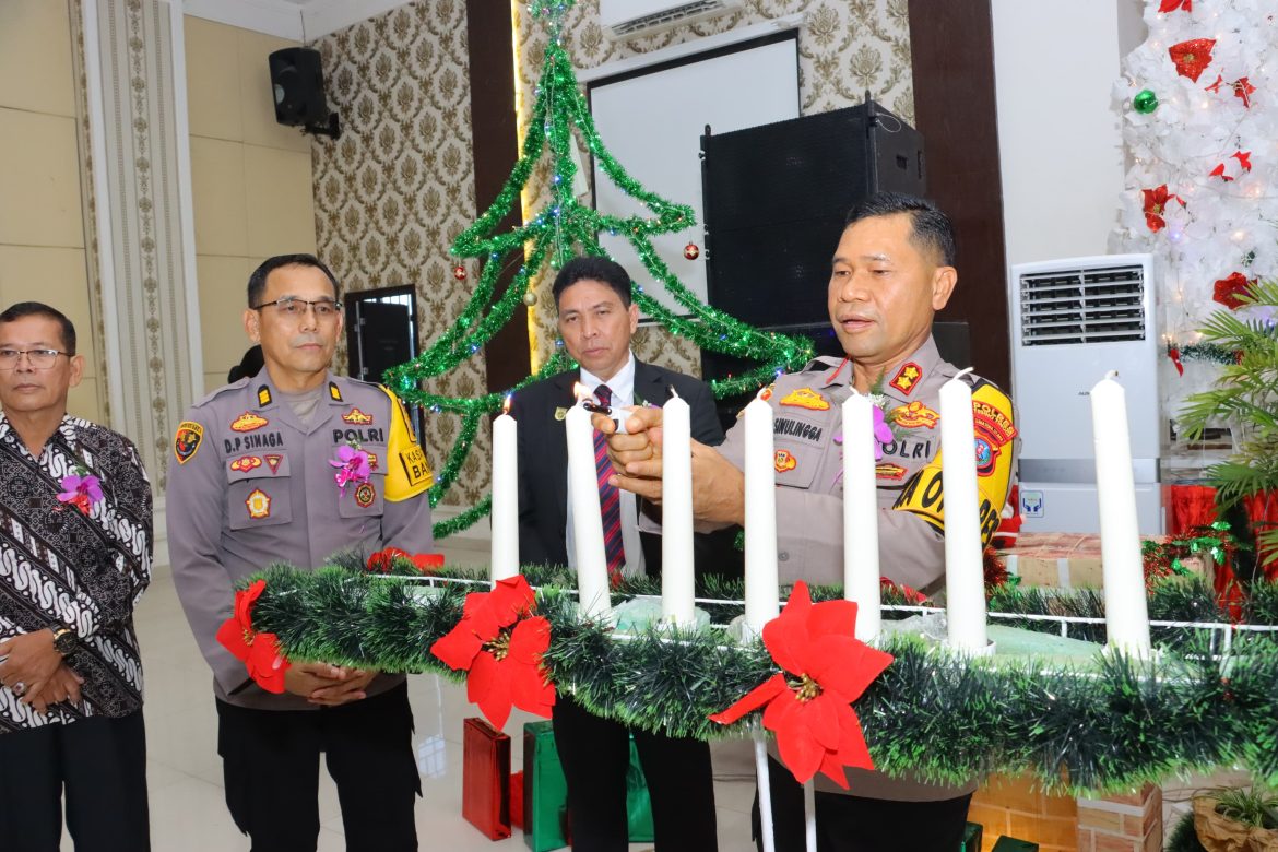 Natal Keluarga Besar Polres Tebing Tinggi Tahun 2024, Pererat Silaturahmi dan Kebersamaan