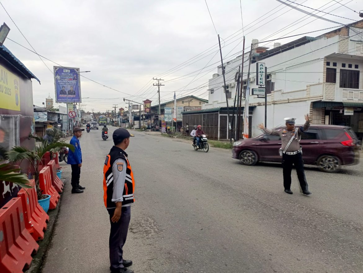 Ops Lilin Toba 2024, Pos Yan 2 Polres Batu Bara Gatur Lalin