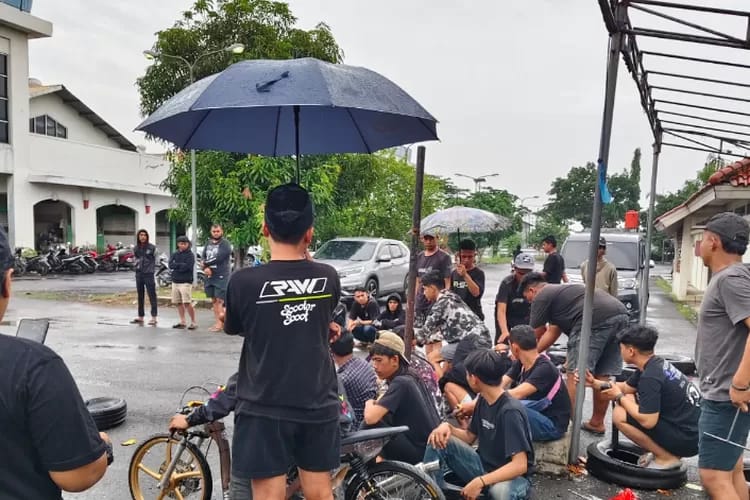 Drag Bike di Pasar Gaya Cirebon Ricuh, Ini Penyebabnya