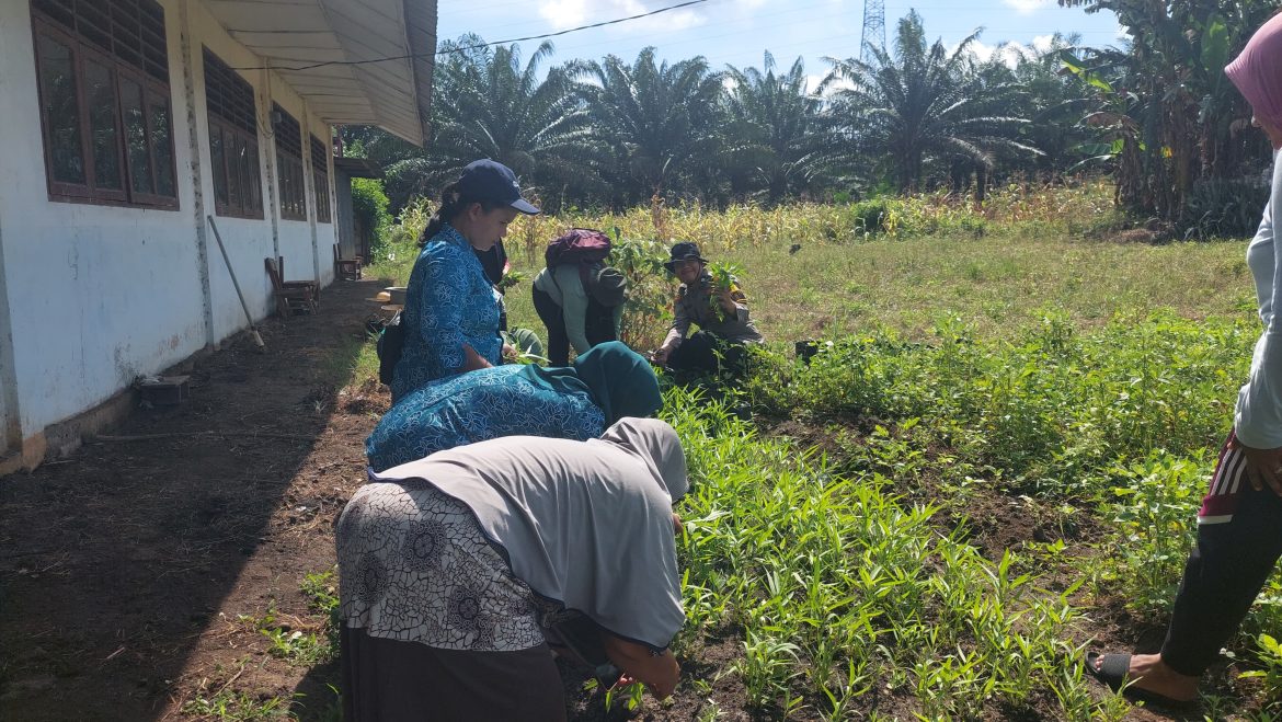 Polsek Lima Puluh Laksanakan Program Pemerintah Presiden Republik Indonesia