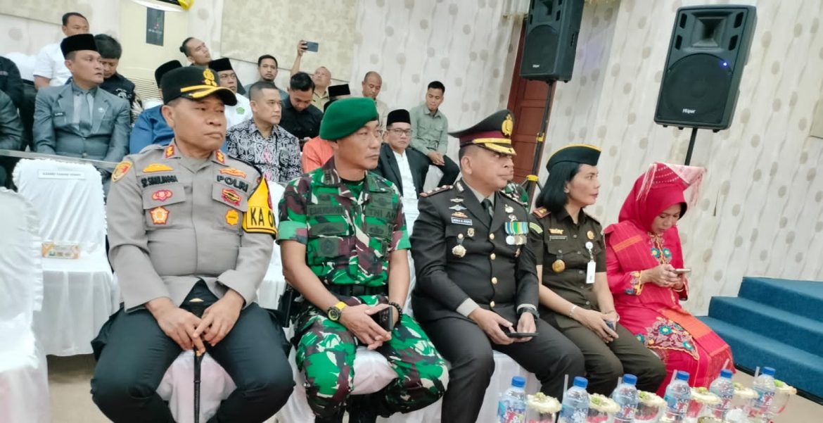 Kapolres Tebing Tinggi Hadiri Rapat Paripurna DPRD Untuk Peringati Hari Jadi Kabupaten Serdang Bedagai