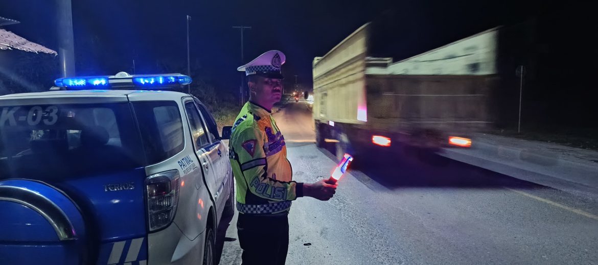 Patroli Blue Light Sat Lantas Polres Batu Bara Pastikan Kamseltibcar Lantas