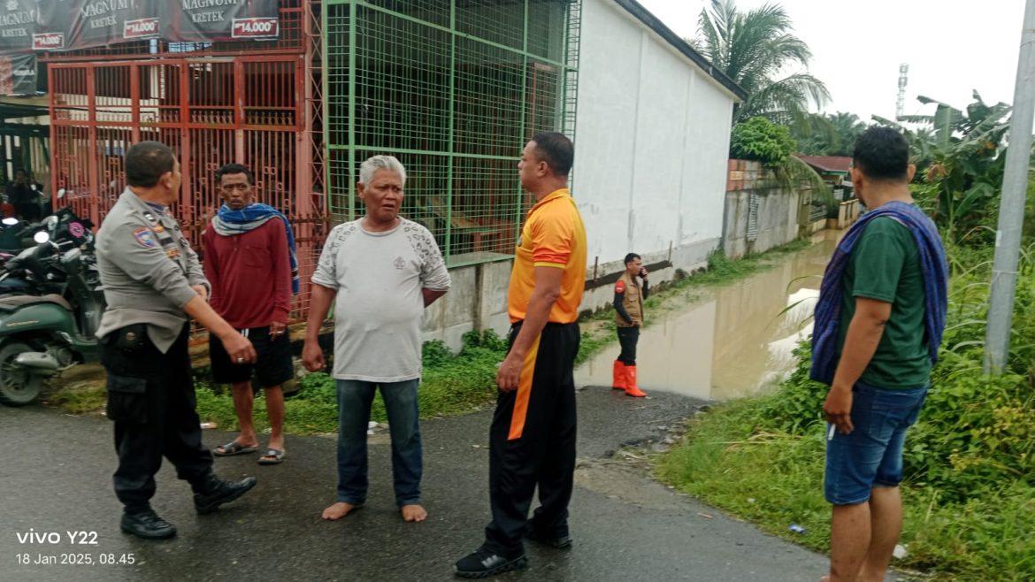 Polres Tebing Tinggi Sambang dan Himbauan Warga Terdampak Banjir
