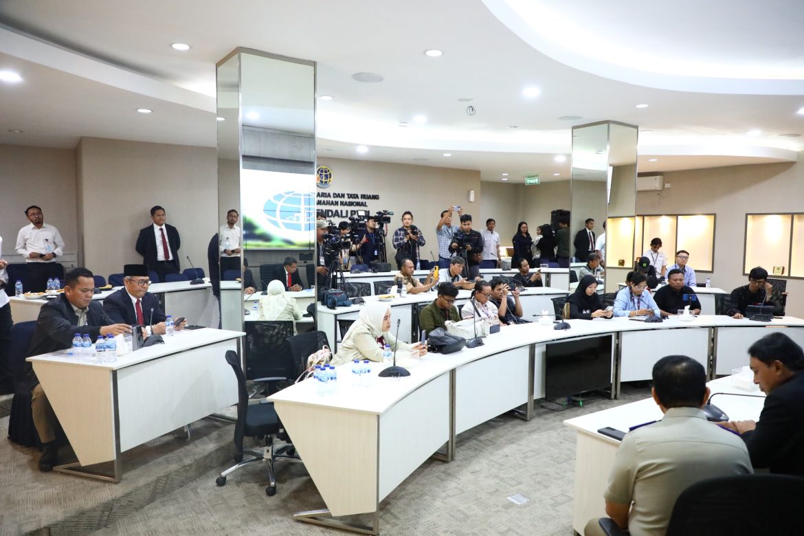 Kementerian ATR/BPN Investigasi Polemik Sertipikat HGB di Lokasi Pagar Laut