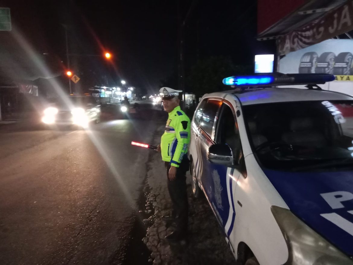 Antisipasi Kemacetan, Sat Lantas Polres Batu Bara Laksanakan Patroli Blue Light