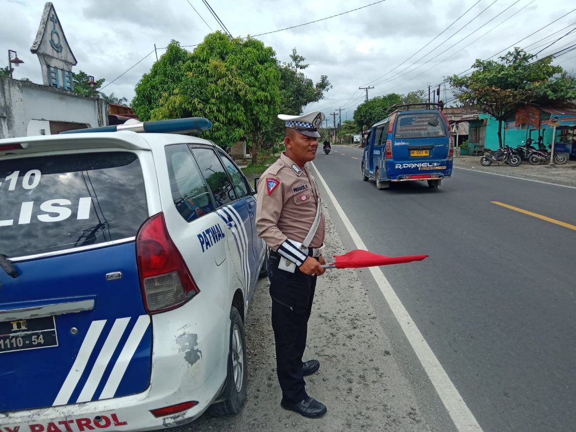 Sat Lantas Polres Batu Bara Patroli Kibas Bendera dan Live Report