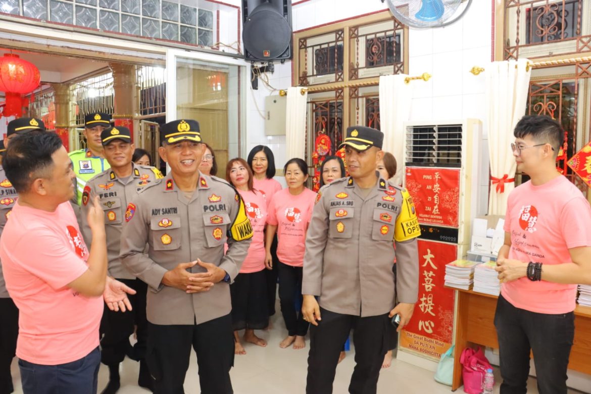 Wakapolres Tebing Tinggi Pimpin Pengecekan Pengamanan Ibadah Malam Imlek