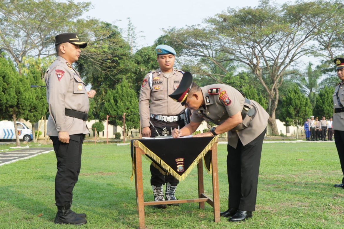 Polres Serdang Bedagai Gelar Upacara Serah Terima Jabatan