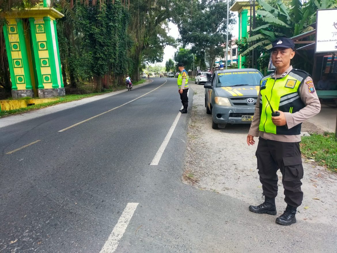 Antisipasi Kemacetan dan Kejahatan Jalanan, Polsek Padang Hulu Patroli Dialogis