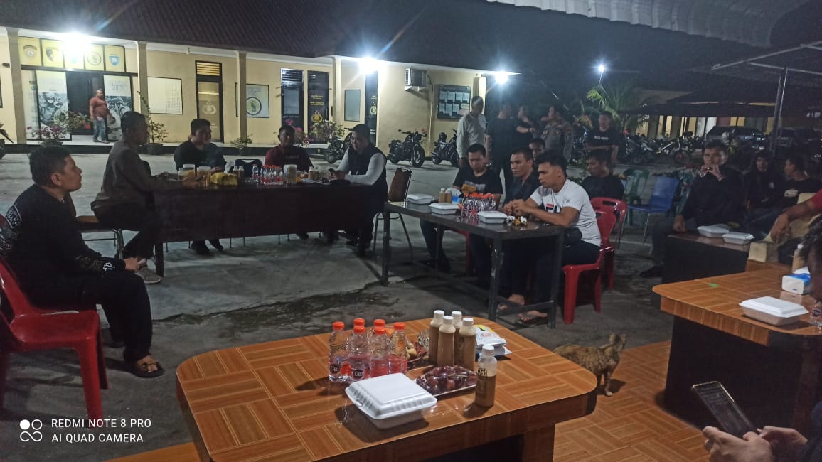 Kapolres Batu Bara AKBP Taufiq Hidayat Thayeb, S.H, S.Ik Silaturahmi di Polsek Labuhan Ruku