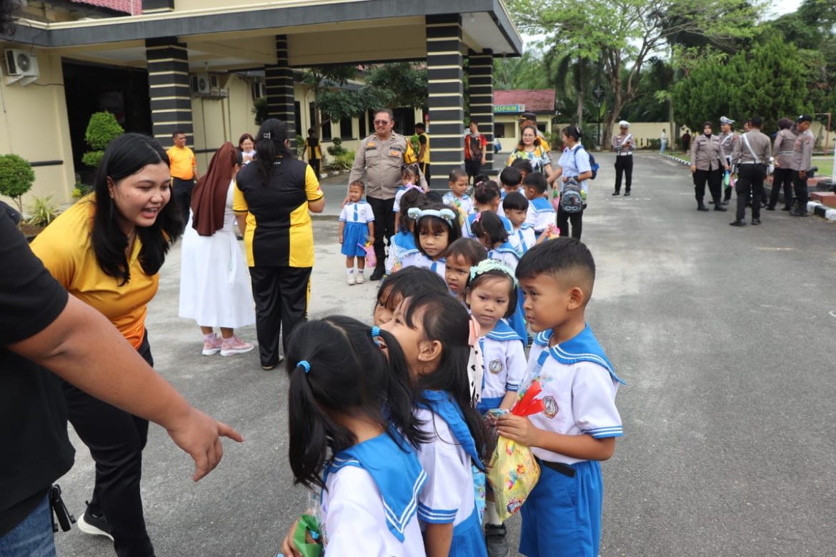 Polisi Sahabat Anak, Polres Sergai Terima Kunjungan TK Santo Yoseph Sei Rampah