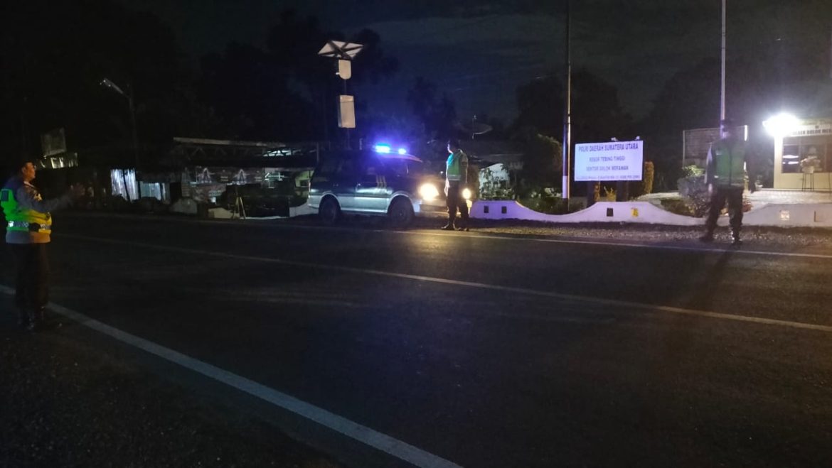 Patroli Blue Light Polsek Dolok Merawan Berhasil Antisipasi Kejahatan