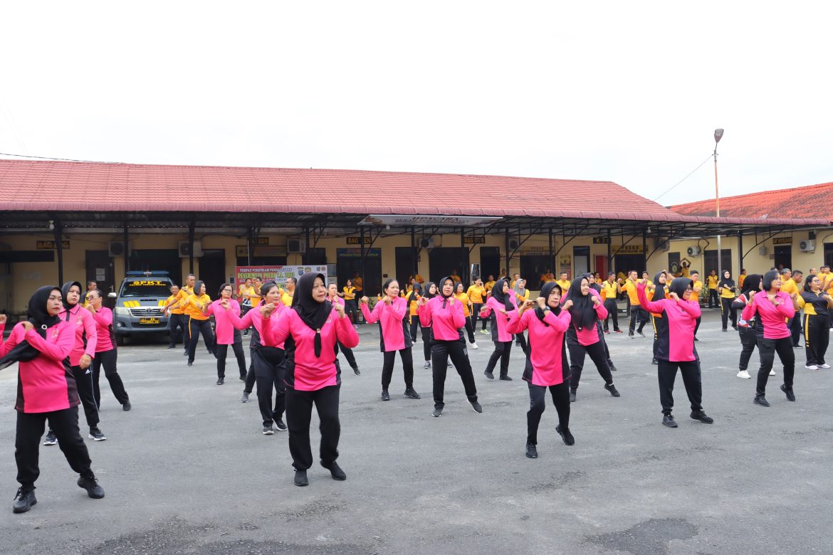 Jaga Kesehatan dan Kebugaran, Polres Tebing Tinggi Olahraga Bersama
