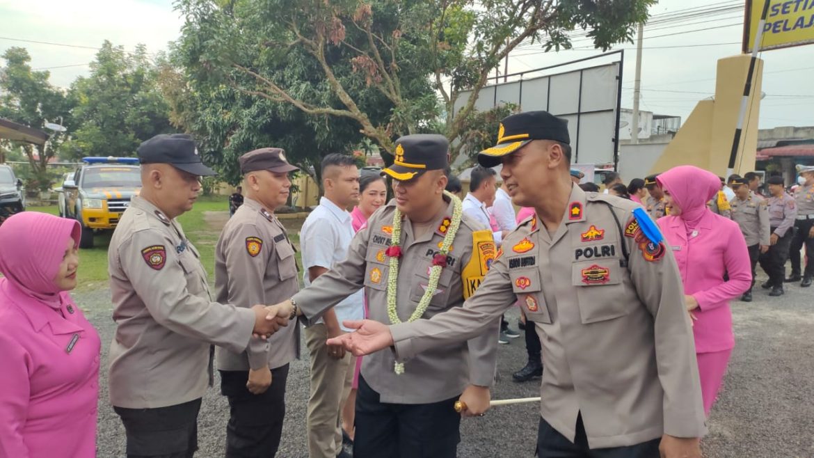 Kapolres Simalungun Gelar Kunjungan Kerja dan Beri Arahan di Polsek Tanah Jawa