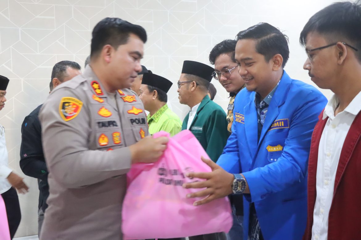 Polres Batu Bara Zoom Meeting Bakti Sosial Sambut Bulan Suci Ramadhan 1446 H