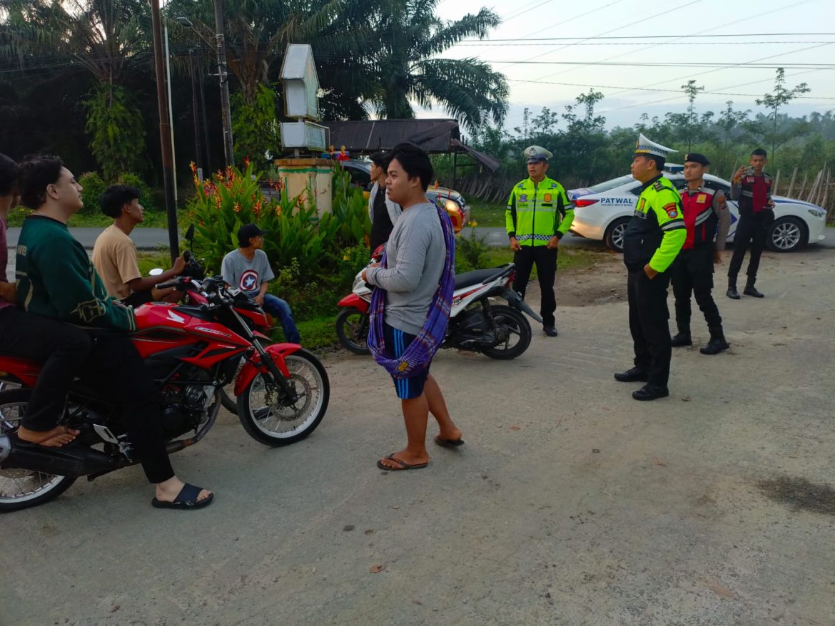 Polres Batu Bara Patroli Asmara Subuh, Jaga Kondusifitas Kamtibmas