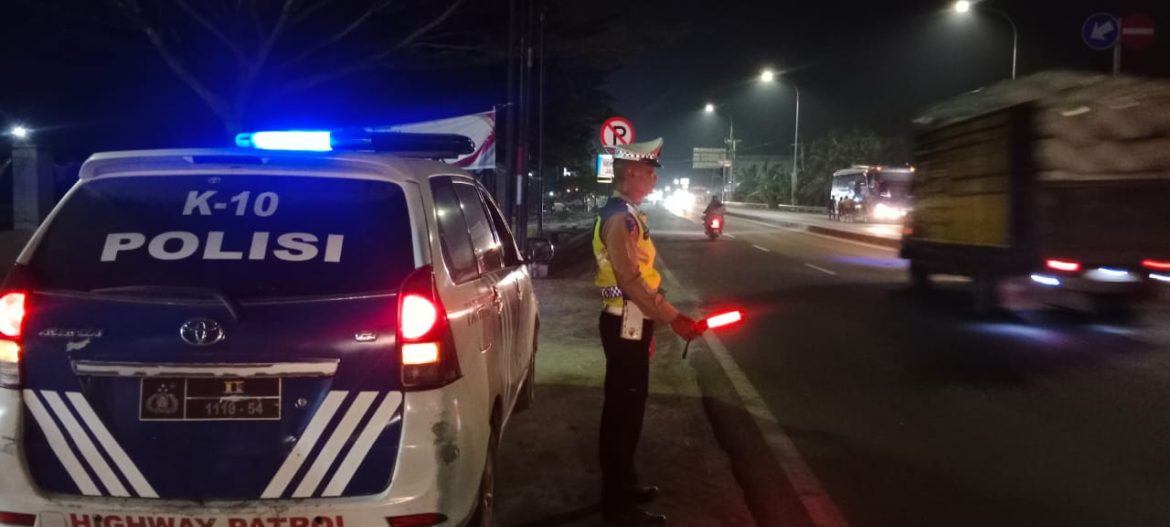 Sat Lantas Polres Batu Bara Patroli Blue Light Dibeberapa Ruas Jalan