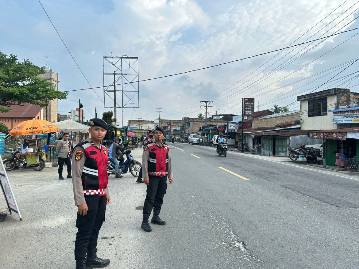 Sat Samapta Polres Batu Bara Pengamanan Pasar Tumpah