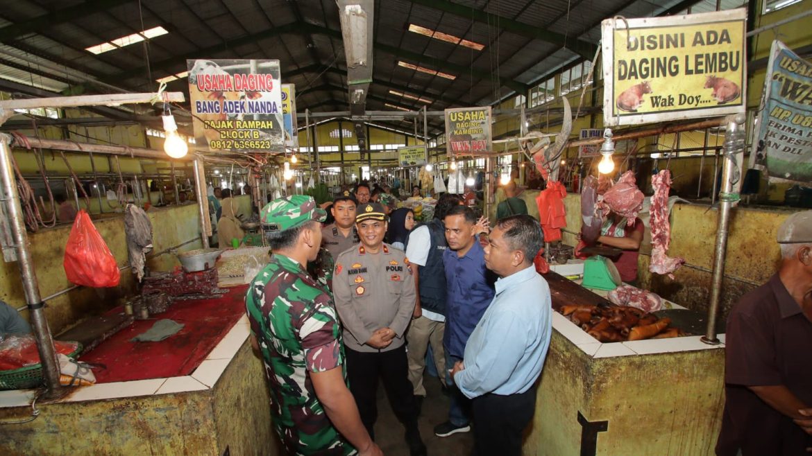 Kapolres Sergai bersama Forkopimda Sidak Pasar Rakyat Jelang Idul Fitri 1446 H