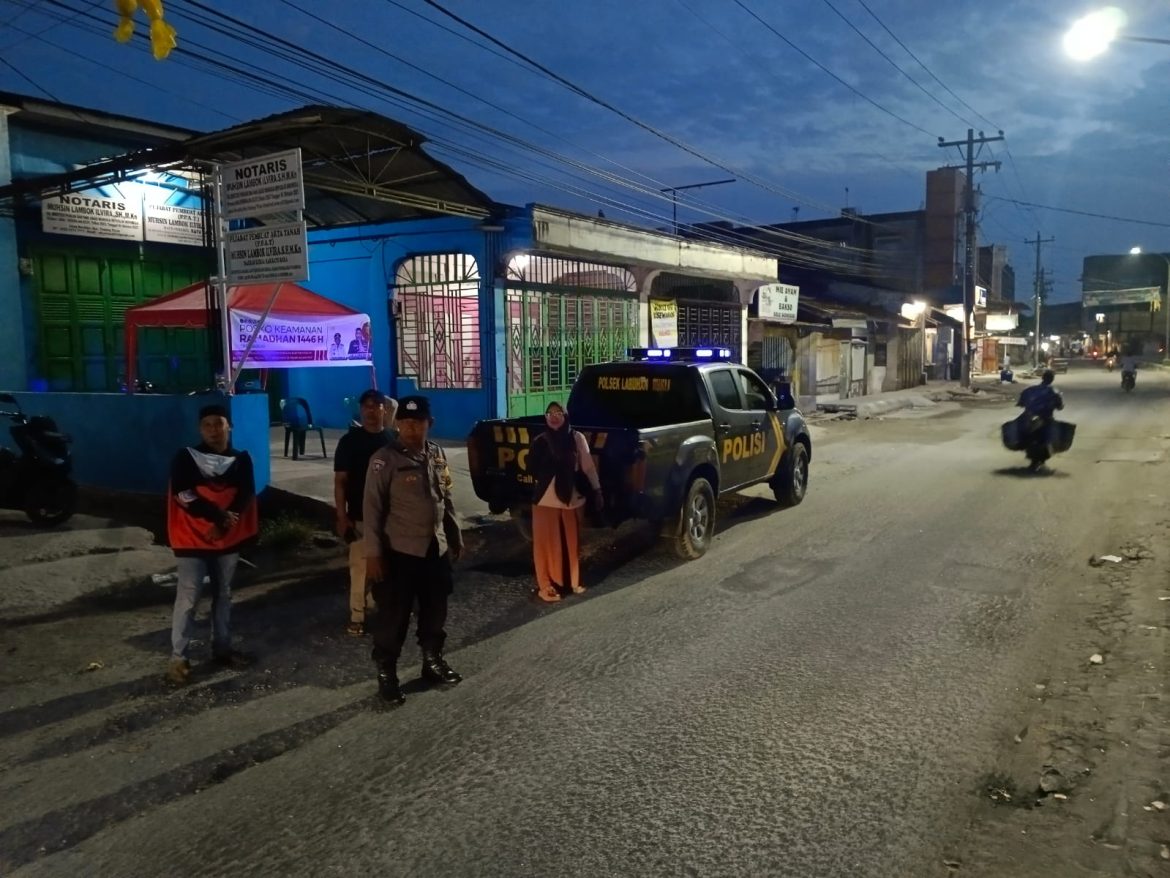 Jaga Kamtibmas Polsek Labuhan Ruku Patroli Mobile Disejumlah lokasi